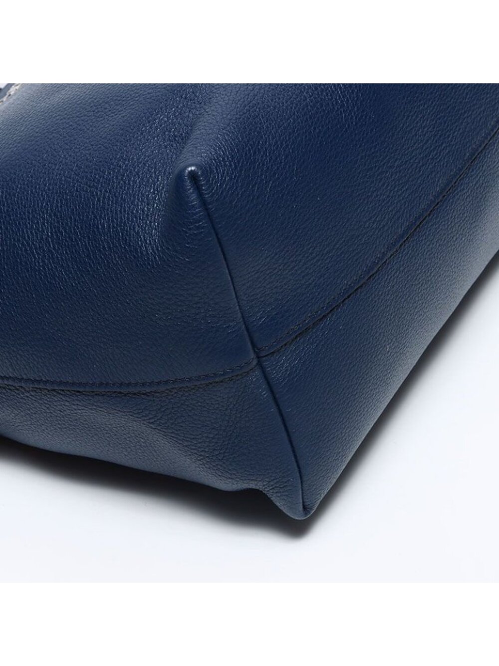 Prada Tote Charm Square - Picture 5 of 10